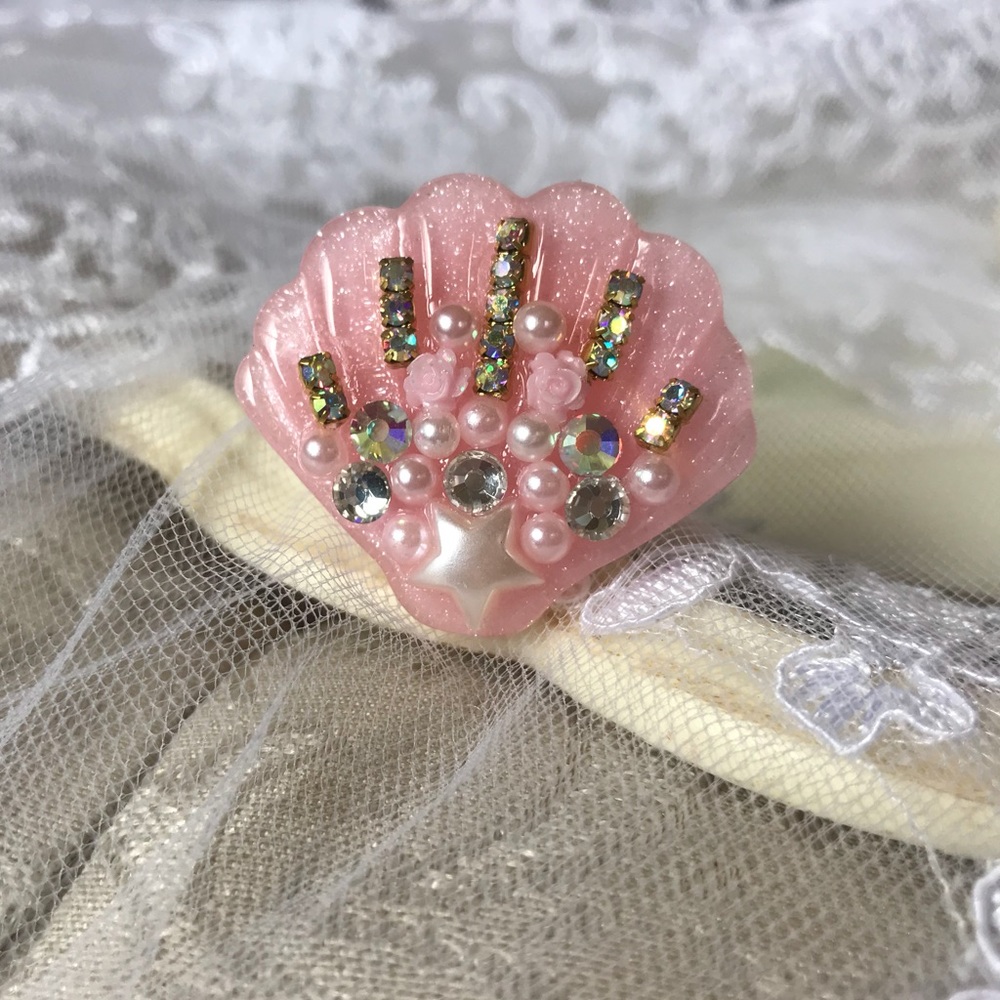 Mermaid shell ring